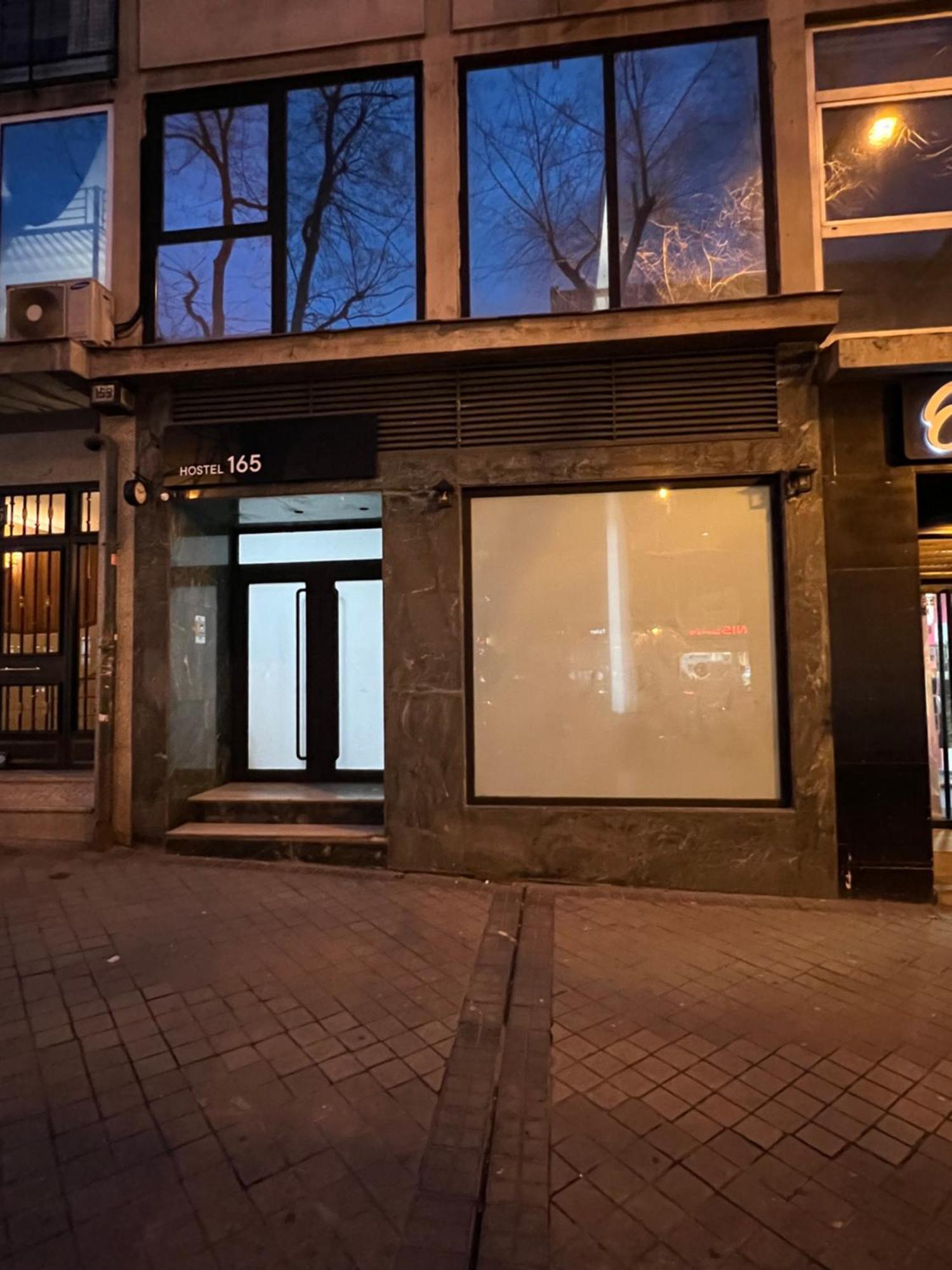 Hostel 165 Madrid Exterior photo