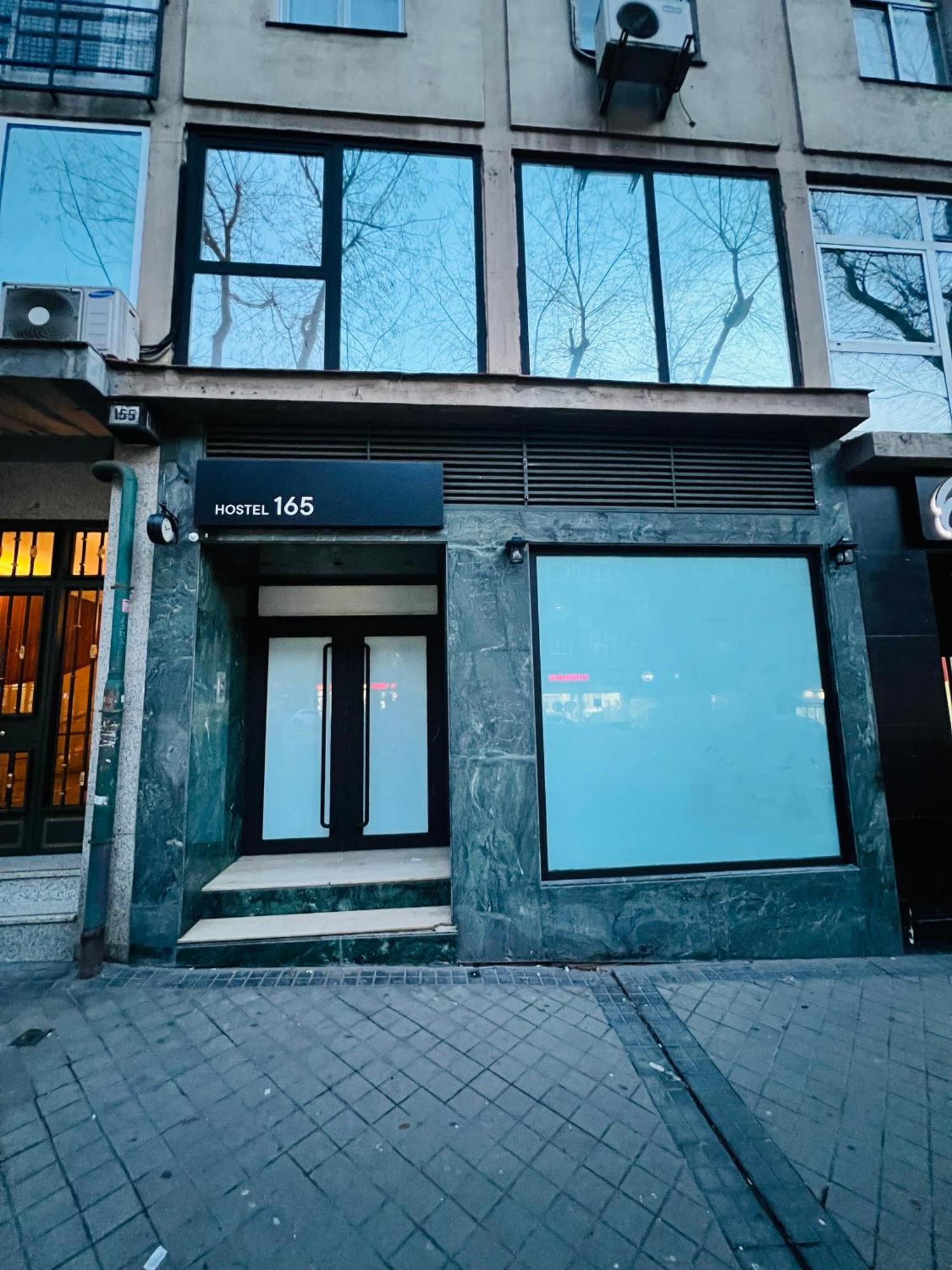 Hostel 165 Madrid Exterior photo